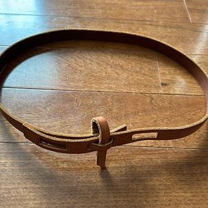Madewell belt in size medium